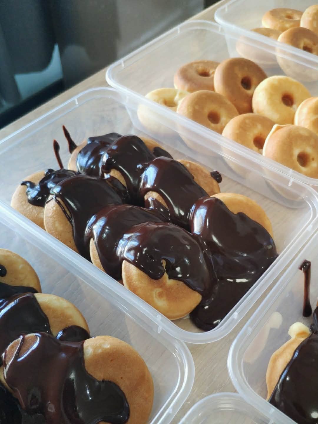 mini doughnuts 🍩🍫